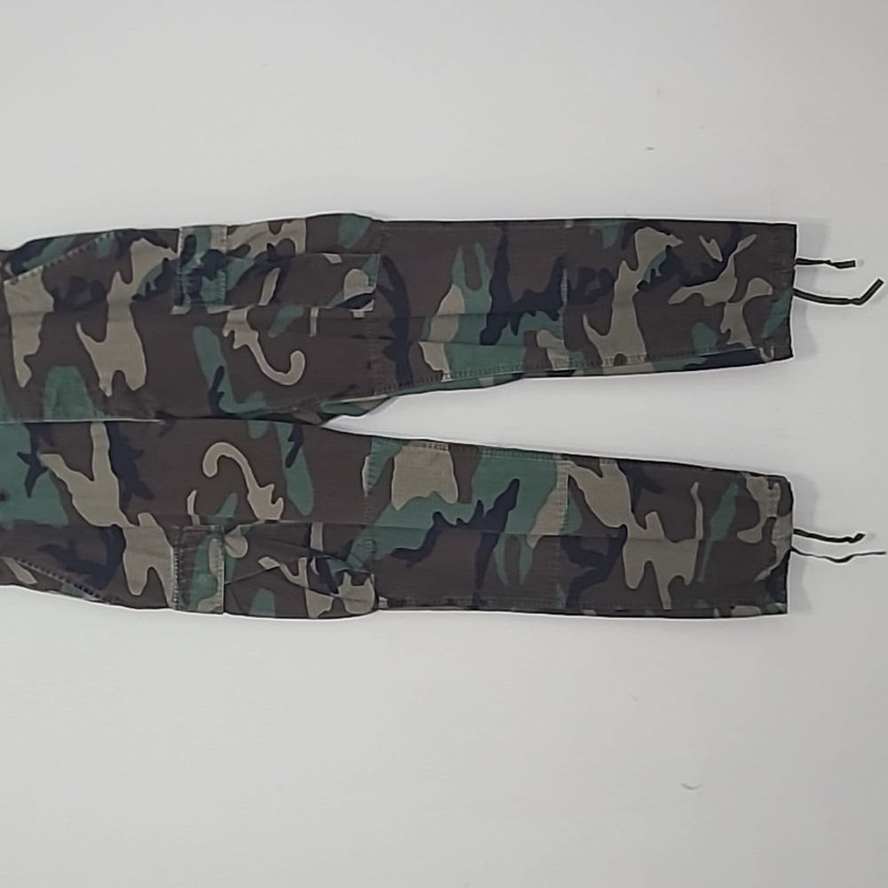 Proper Camouflage Cargo Military Pants , Medium/Regular waist 31-35